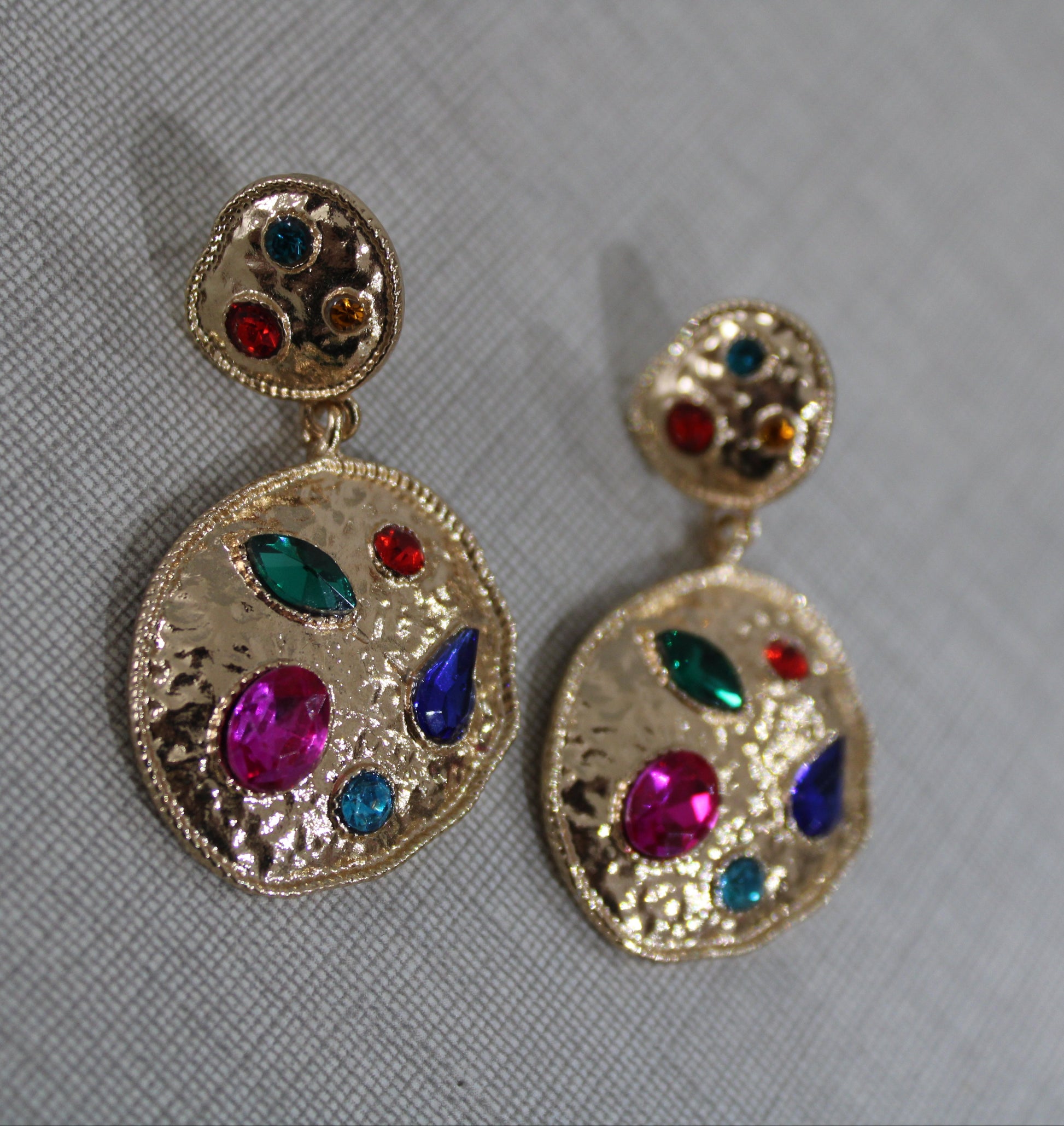 Pendientes Moneda