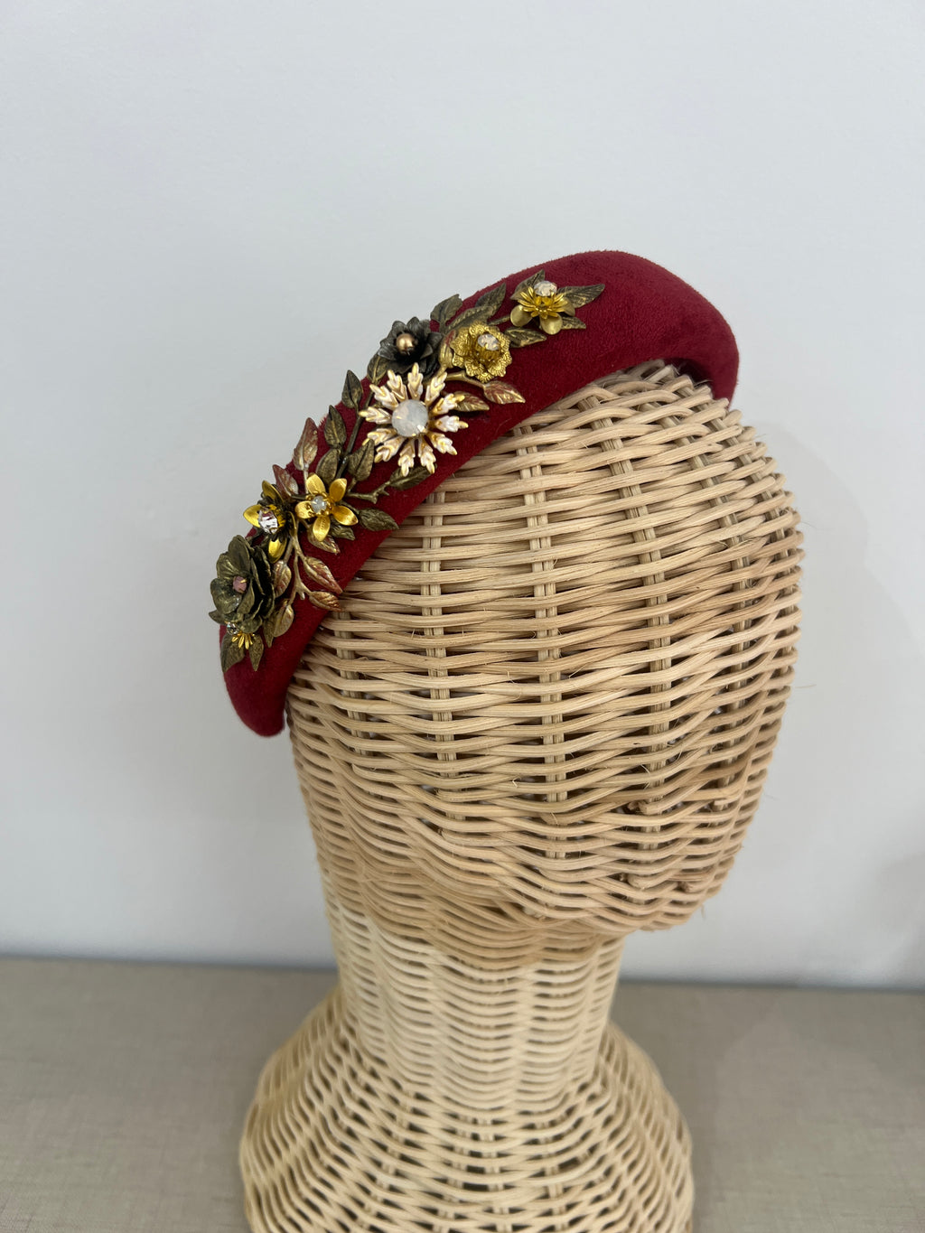 Diadema burdeos