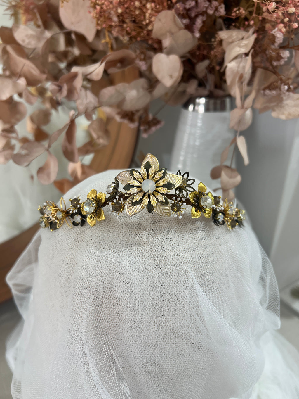 Tiara Clara